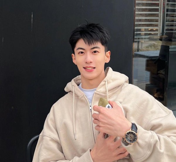 男短发发型2022年最新款