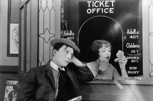 10部笑到崩溃的电影