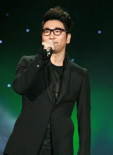 歌手沙宝亮个人资料及家世简介