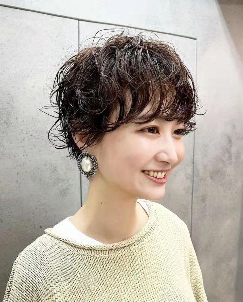 发量少适合什么发型建议