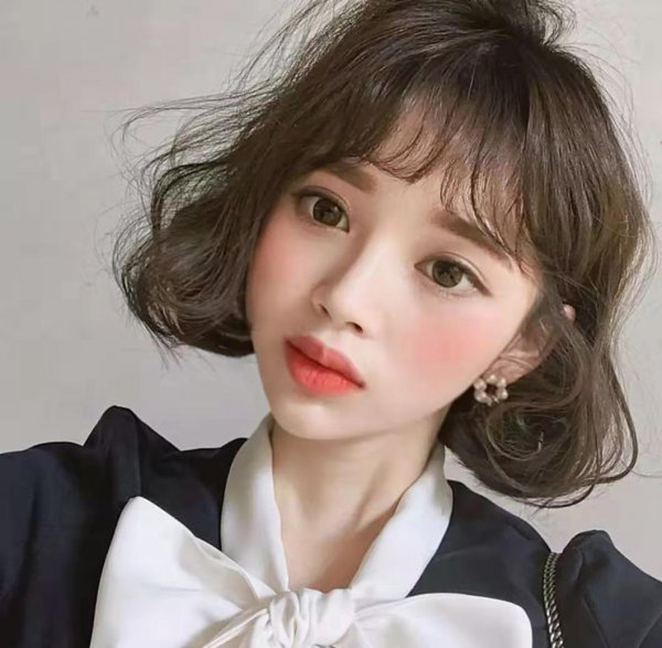 发量少适合什么发型建议