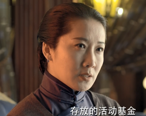 伪装者孤狼是谁