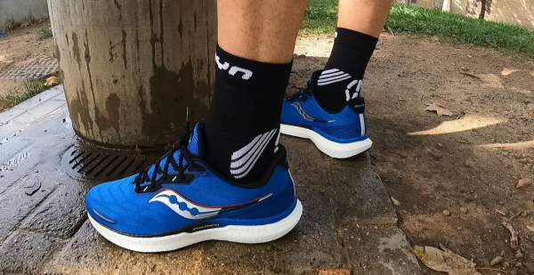 什么运动鞋好看又舒适