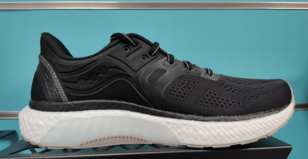 什么运动鞋好看又舒适