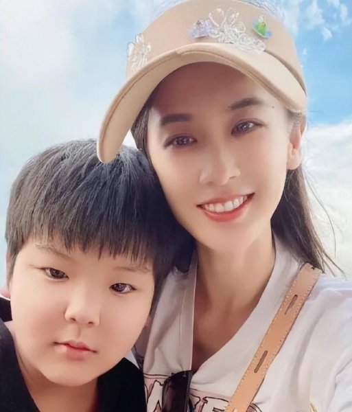 黄圣依和杨子的感情故事