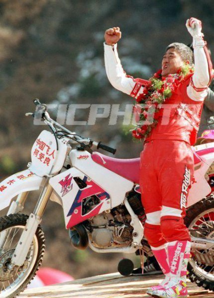 柯受良飞越黄河多少米