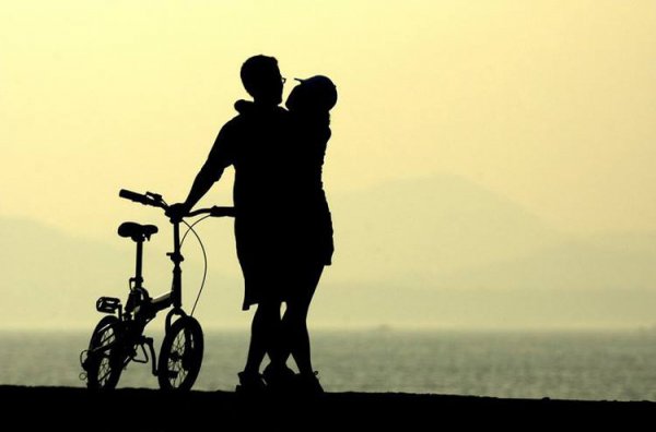 林徽因的三个男人分别是谁