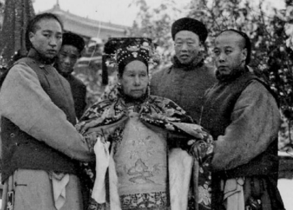 古代小太监净身介绍