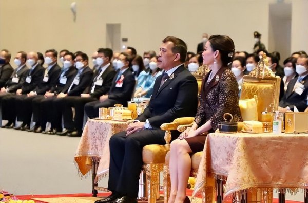 37岁诗妮娜最新消息