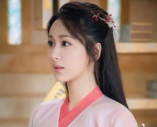 明星杨紫个人简介