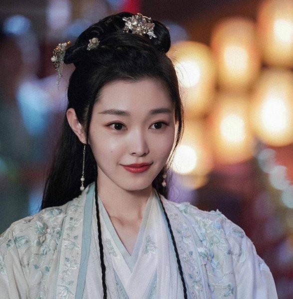 李庚希的个人资料简介