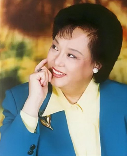 歌唱家邓玉华资料简介