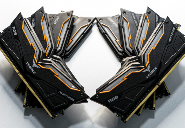 电脑内存插槽13和24区别