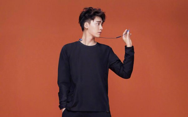 演员李易峰结婚了没有