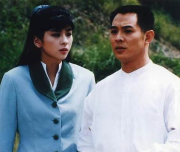 中山忍个人资料照片及简历