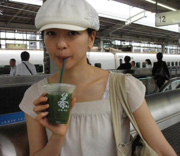 中山忍个人资料照片及简历