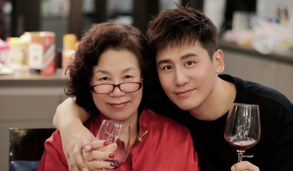 秋瓷炫和于离了吗