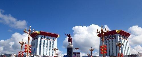 香格里拉在哪个省份