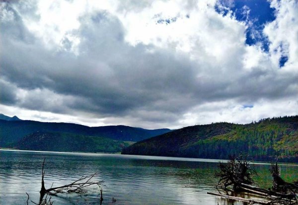 香格里拉在哪个省份