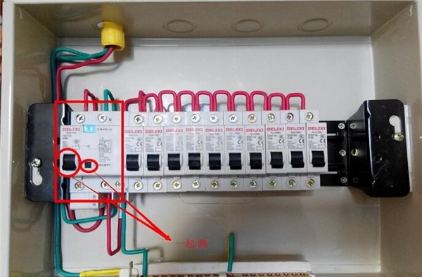 跳闸了推不上去怎么回事