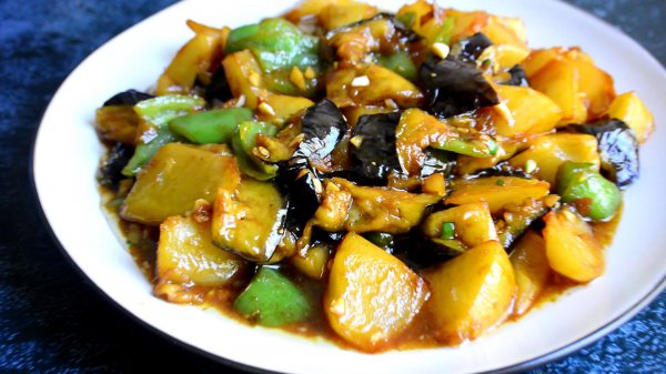 地三鲜是什么菜组成的