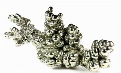 镍的用途主要用于什么 金属镍的物理性质及生活应用