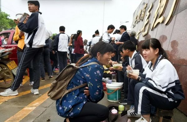 毛坦厂复读学费多少钱