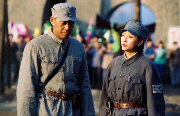 殷桃离过几次婚现任丈夫是谁