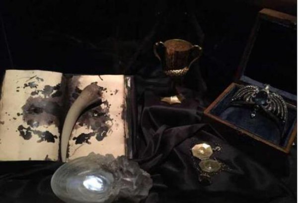 伏地魔的魂器是哪七个