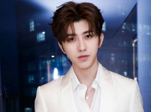 李汶翰的个人资料简介