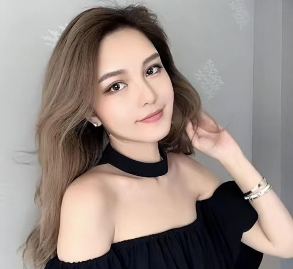 周扬青京圈地位