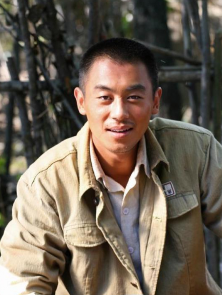 沈佳妮的第一任老公叫什么名字