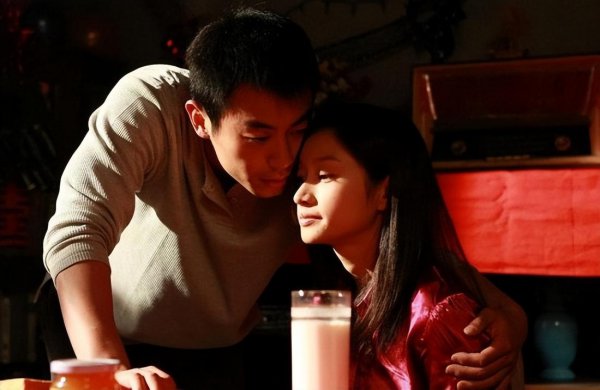 沈佳妮的第一任老公叫什么名字