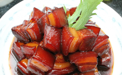 红烧肉焯水用冷水还是热水 好吃不油腻的红烧肉做法分享