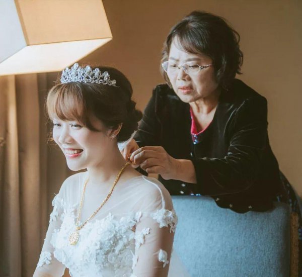 女方结婚陪嫁用品必备品全套