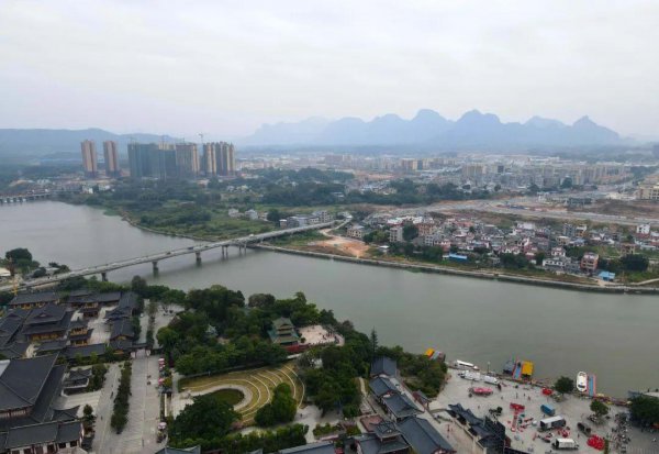 容县是广西哪个市的