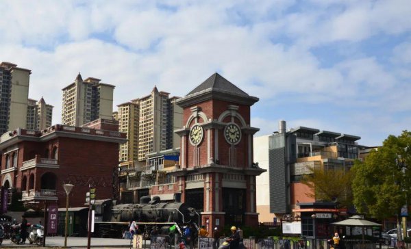 容县是广西哪个市的