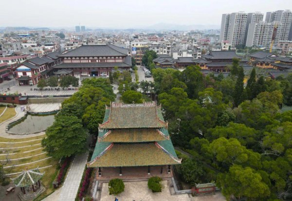 容县是广西哪个市的