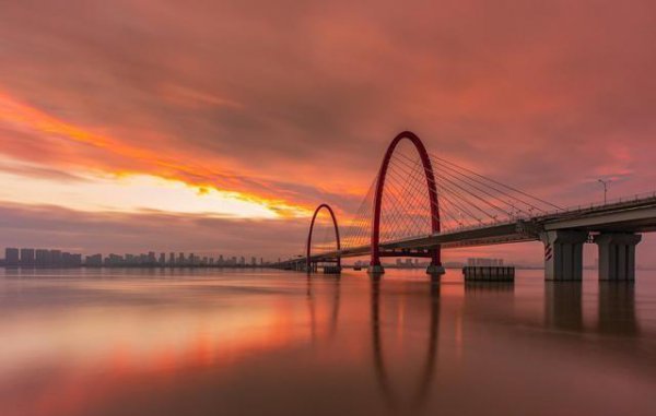 钱塘湖位于今天的哪里的地方