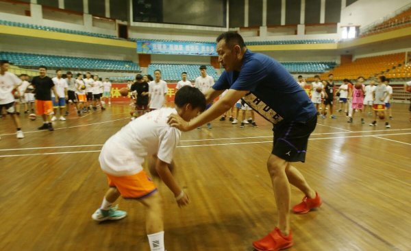 打半场篮球新手必懂的规则