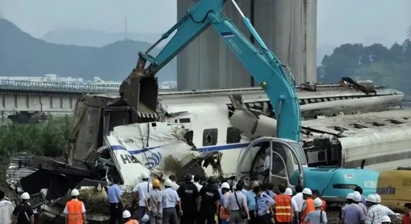 723动车事故灵异女孩事件