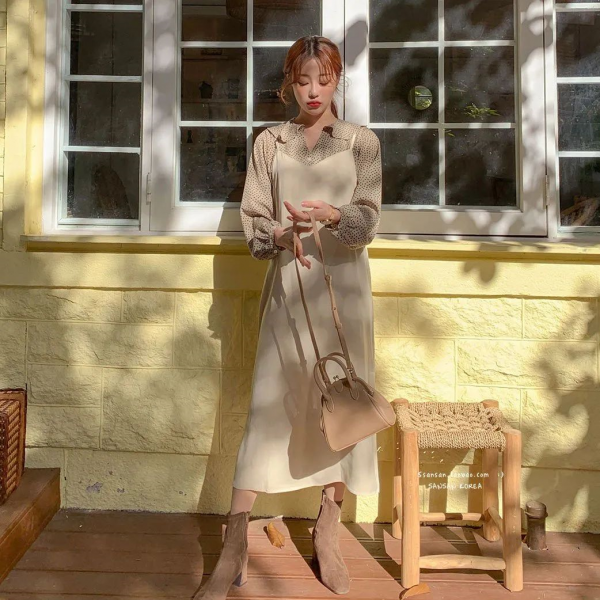 吊带裙太露怎么穿搭