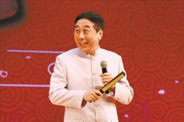 冯巩的老婆叫什么名字