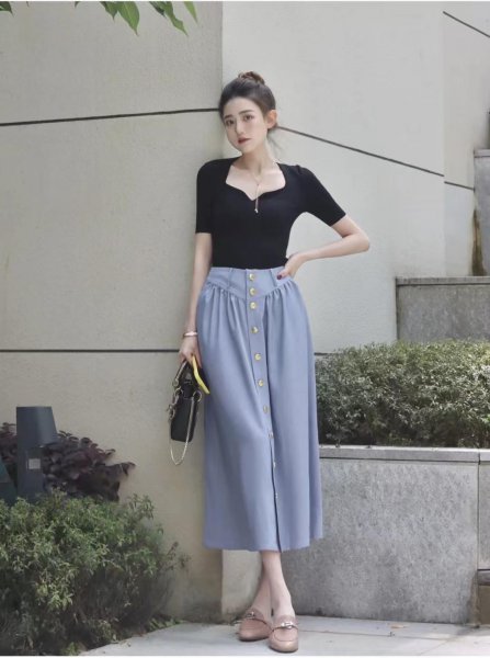 夏天穿裙子配什么鞋子好看