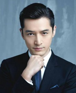 胡歌出意外是什么时候 演员胡歌是什么时候出的车祸