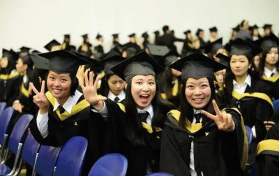 本科生真的烂大街了吗 当今社会本科生的真实情况