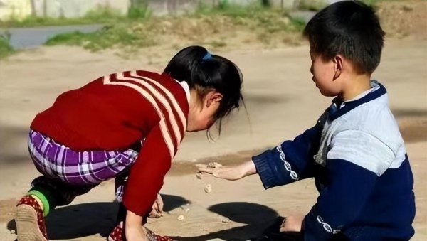 80后小时候农村游戏