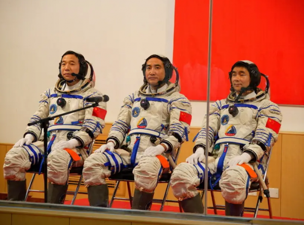 翟志刚什么军衔级别