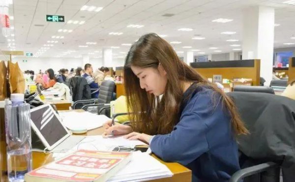 考研试卷是不是全国统一