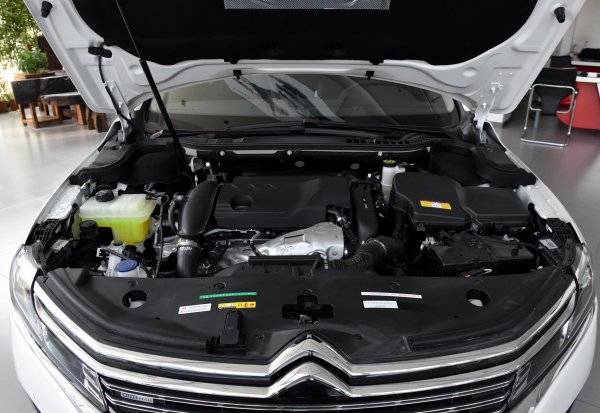 雪铁龙c6是什么车型